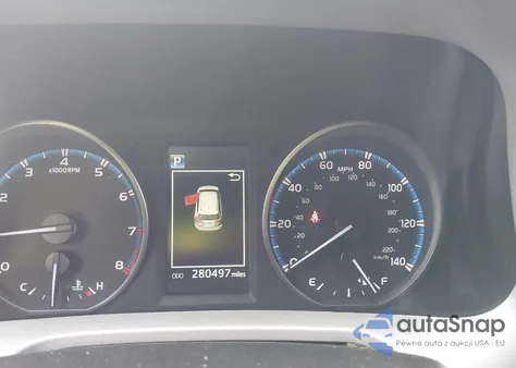 2017 Toyota Rav4 Xle из США, поврежденный, VIN 2T3RFREVXHW669012